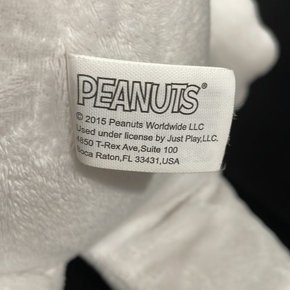 Christmas Snoopy plush doll - Picture 6 of 7